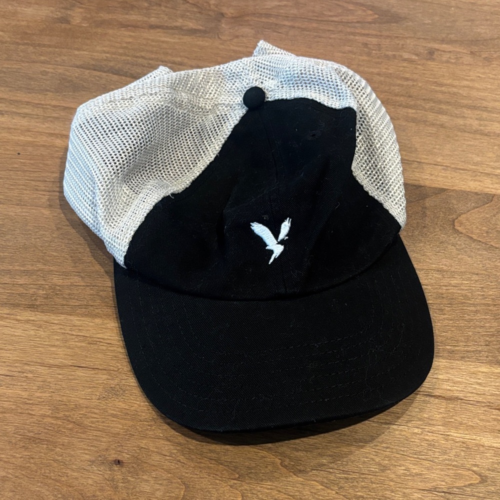 American Eagle Outfitters Black and White Hat